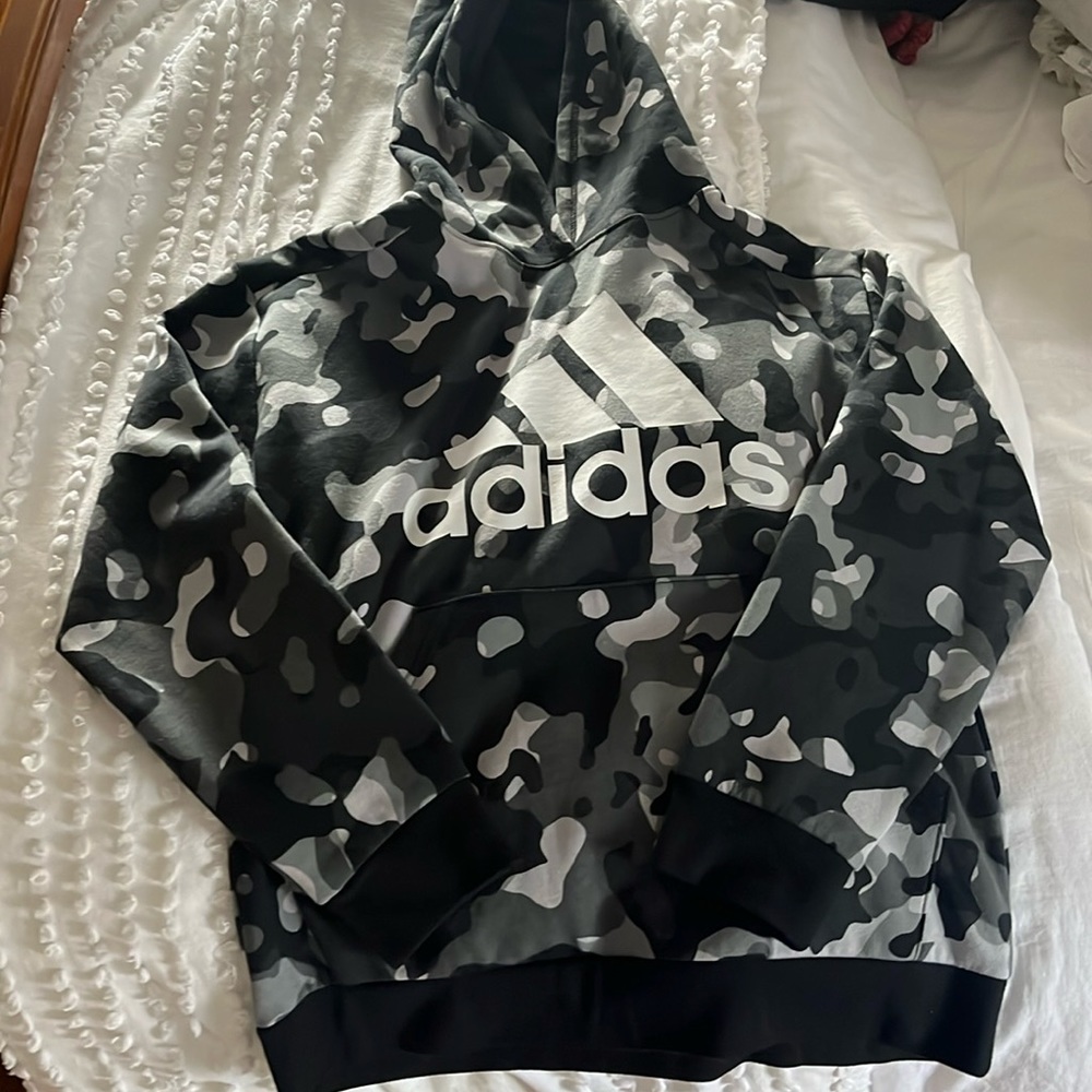 Boys large Adidas sweatshirt